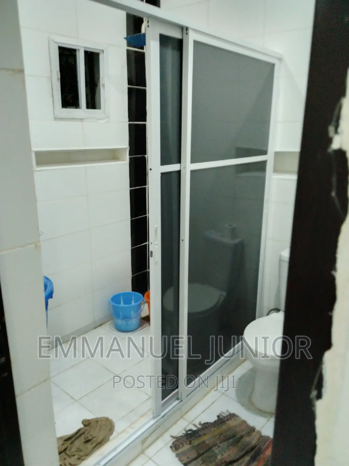 Sliding Shower Cubicle With Aluminum