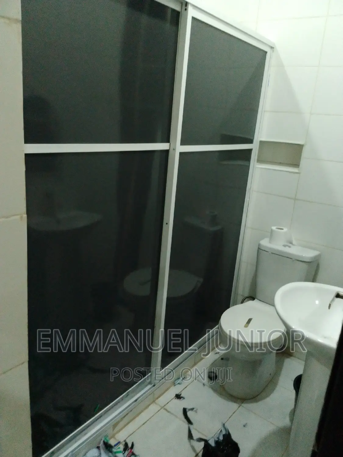 Sliding Shower Cubicle With Aluminum