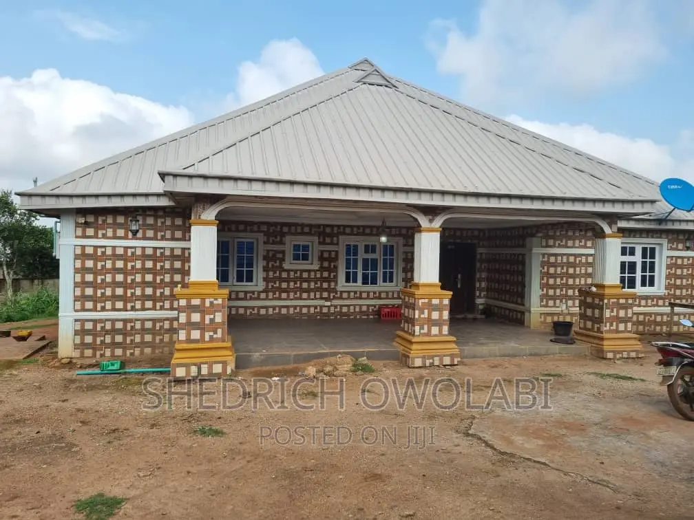 Furnished 4bdrm Bungalow in Oke Odu Community, Akure for sale