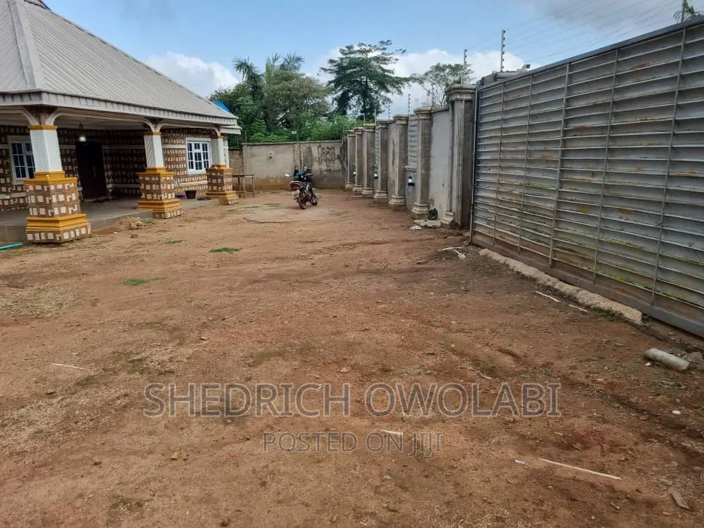 Furnished 4bdrm Bungalow in Oke Odu Community, Akure for sale