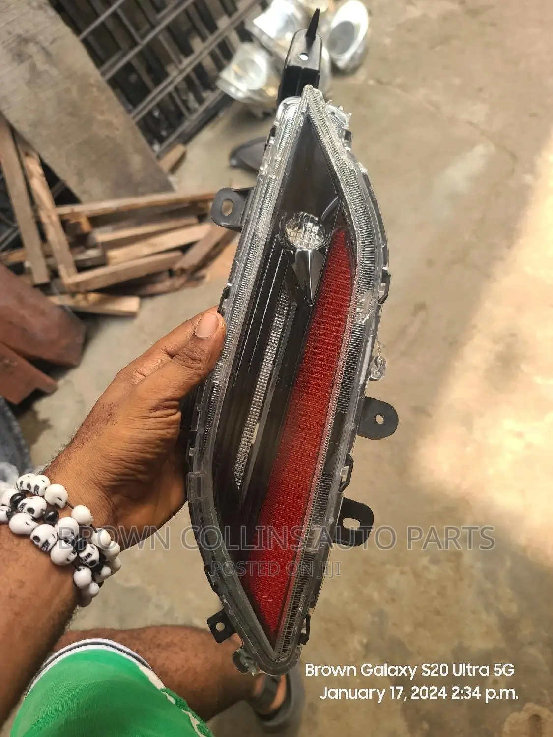 Toyota Venza Back Reflector 2020-2023 (Left)
