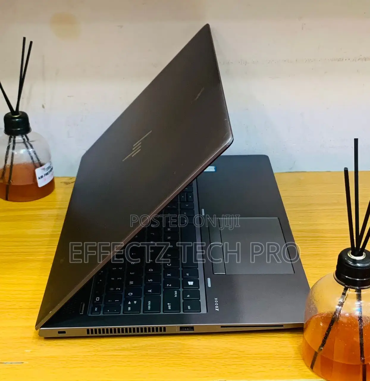 Laptop HP ZBook 15u G5 16GB Intel Core I7 SSD 512GB