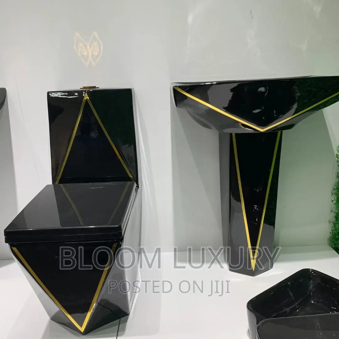 Glossy Black+Yellow Lines Water Closet