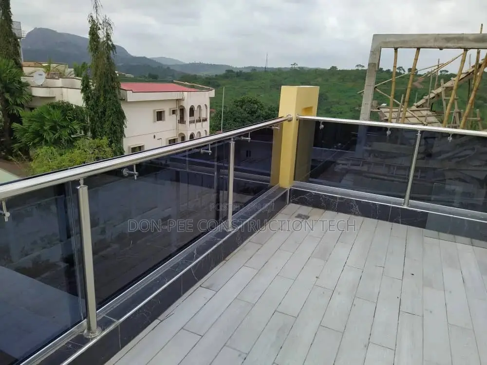 Frameless Glass Handrail