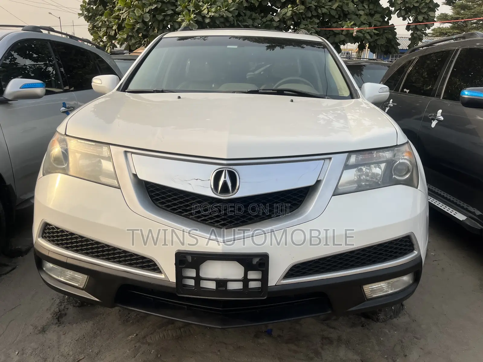 Acura MDX SUV 4dr AWD (3.7L 6cyl 6A) 2011 White
