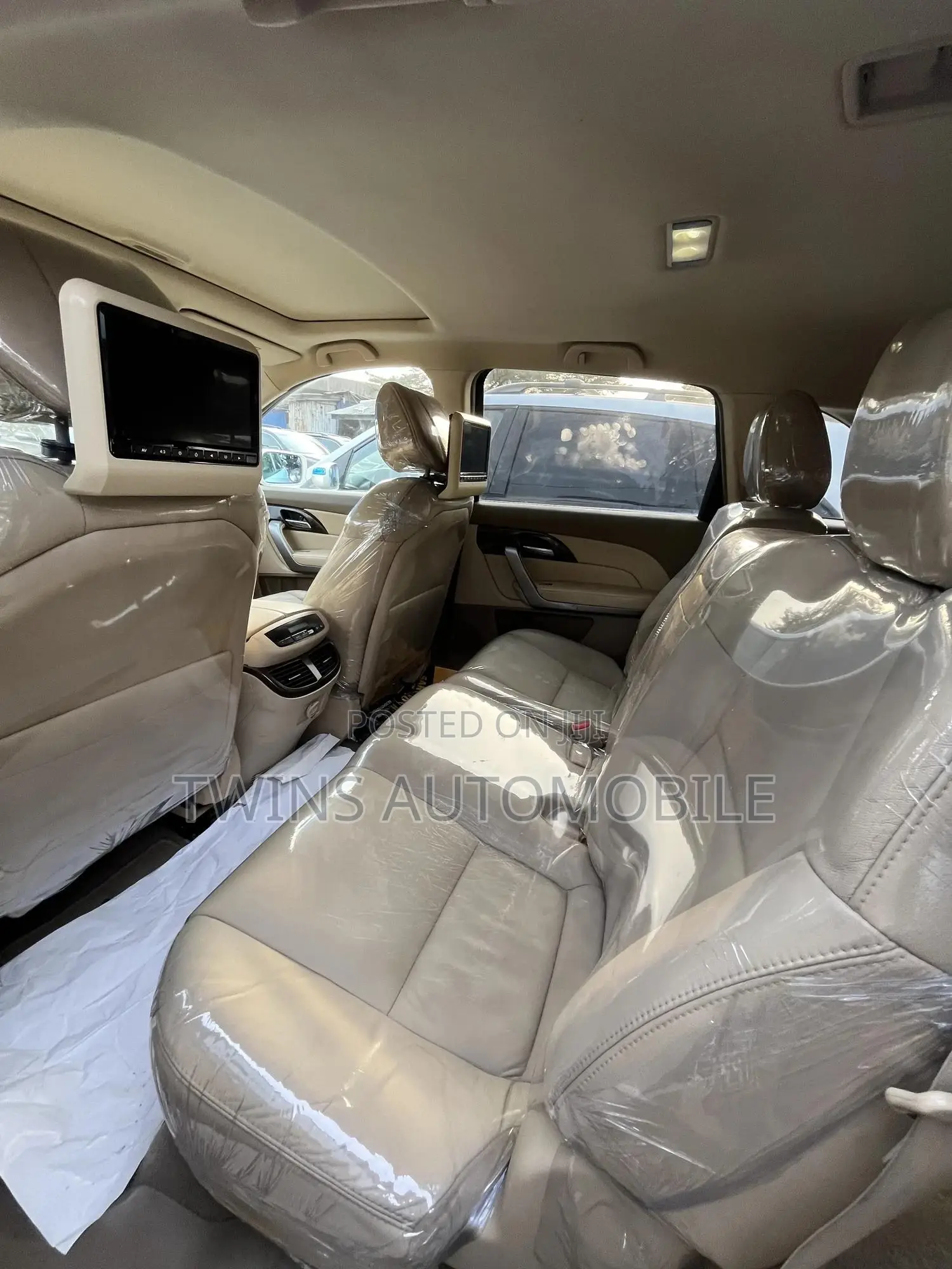 Acura MDX SUV 4dr AWD (3.7L 6cyl 6A) 2011 White