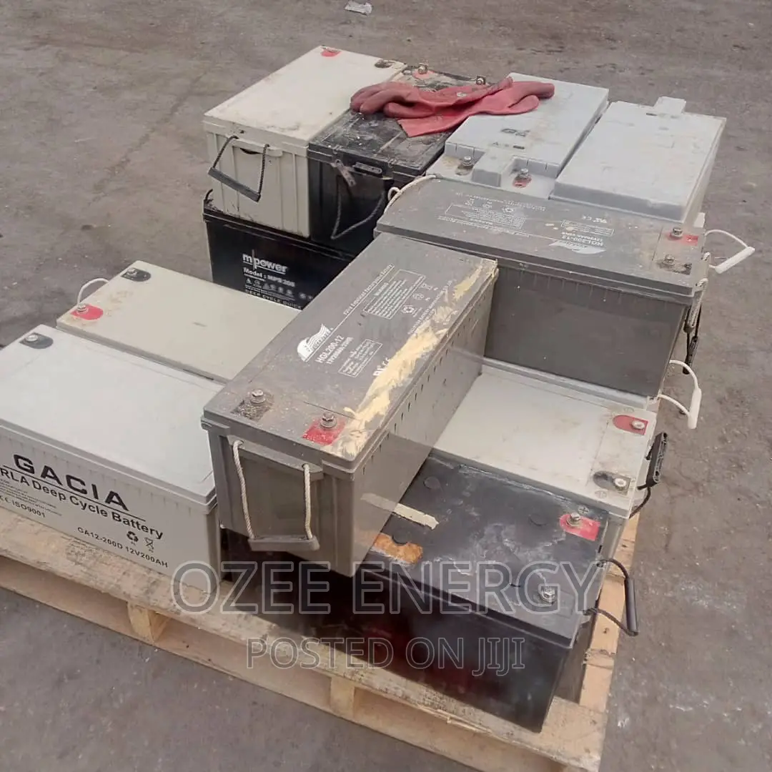 We're Buying Dead /Weak Solar Battery in Lagos