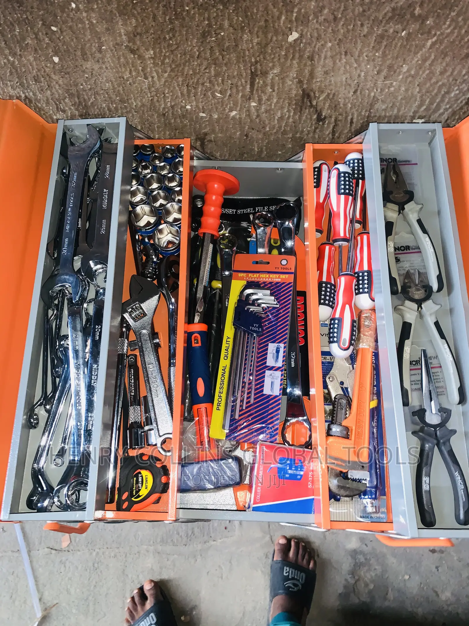 Set of Mechanical Tools Box