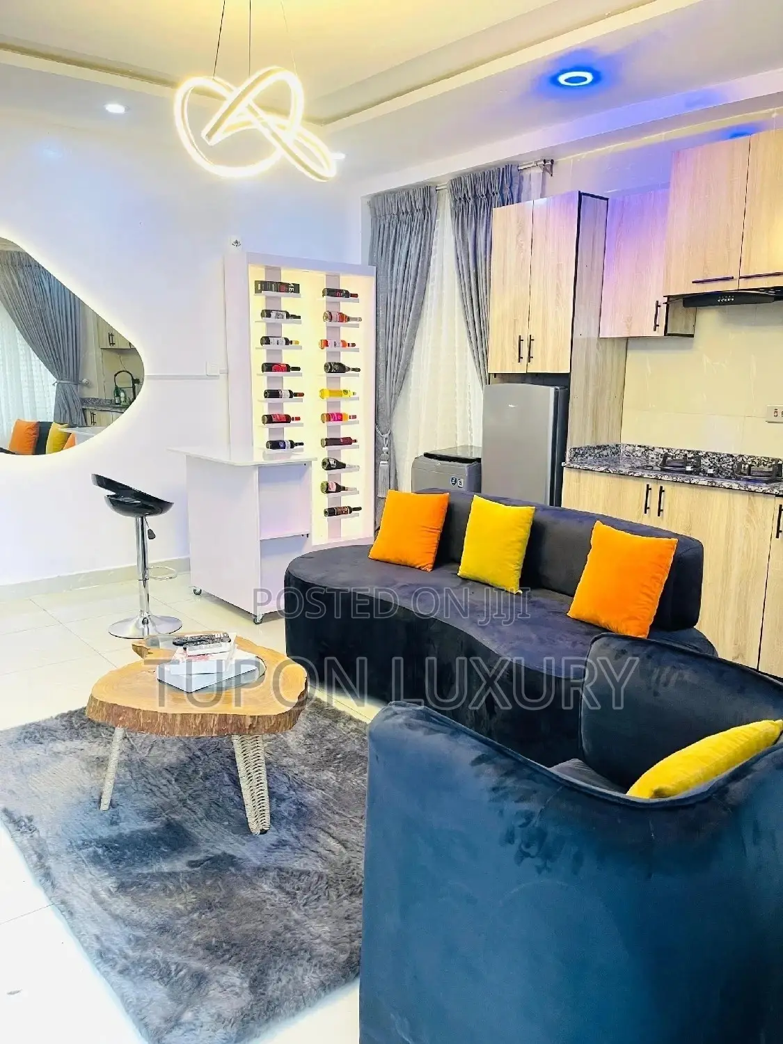 Luxury 1 Bedroom Apartment With Pool
