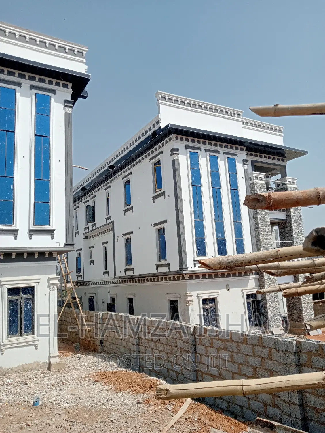 7bdrm Duplex in Gwarimpa, Gwarinpa for sale