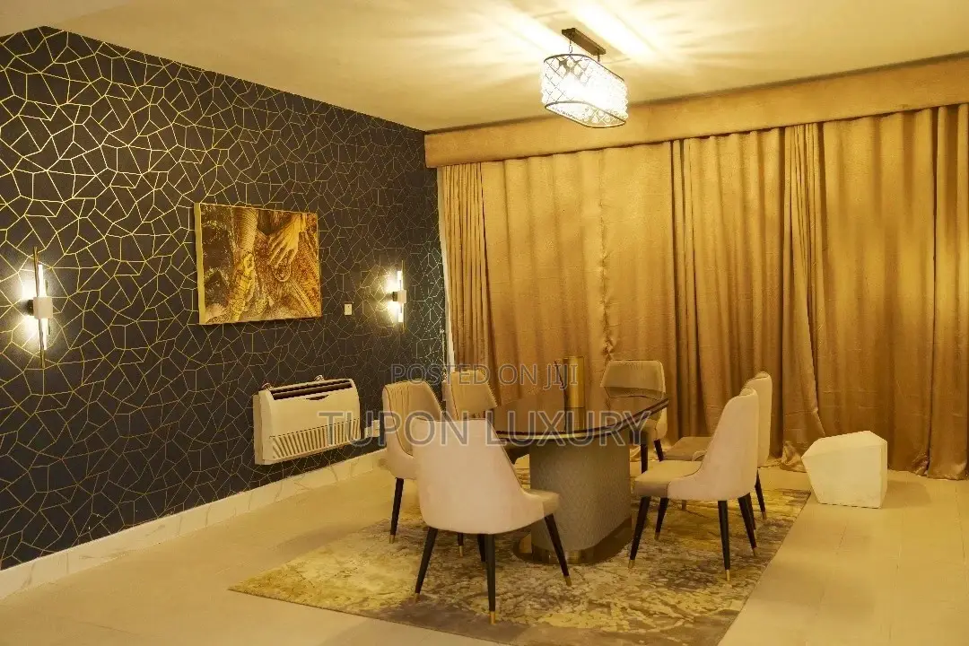 Luxury 3bedroom Apartment With Pool