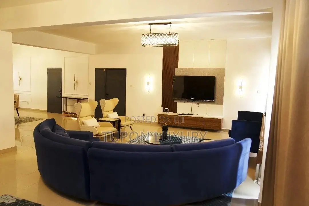 Luxury 3bedroom Apartment With Pool