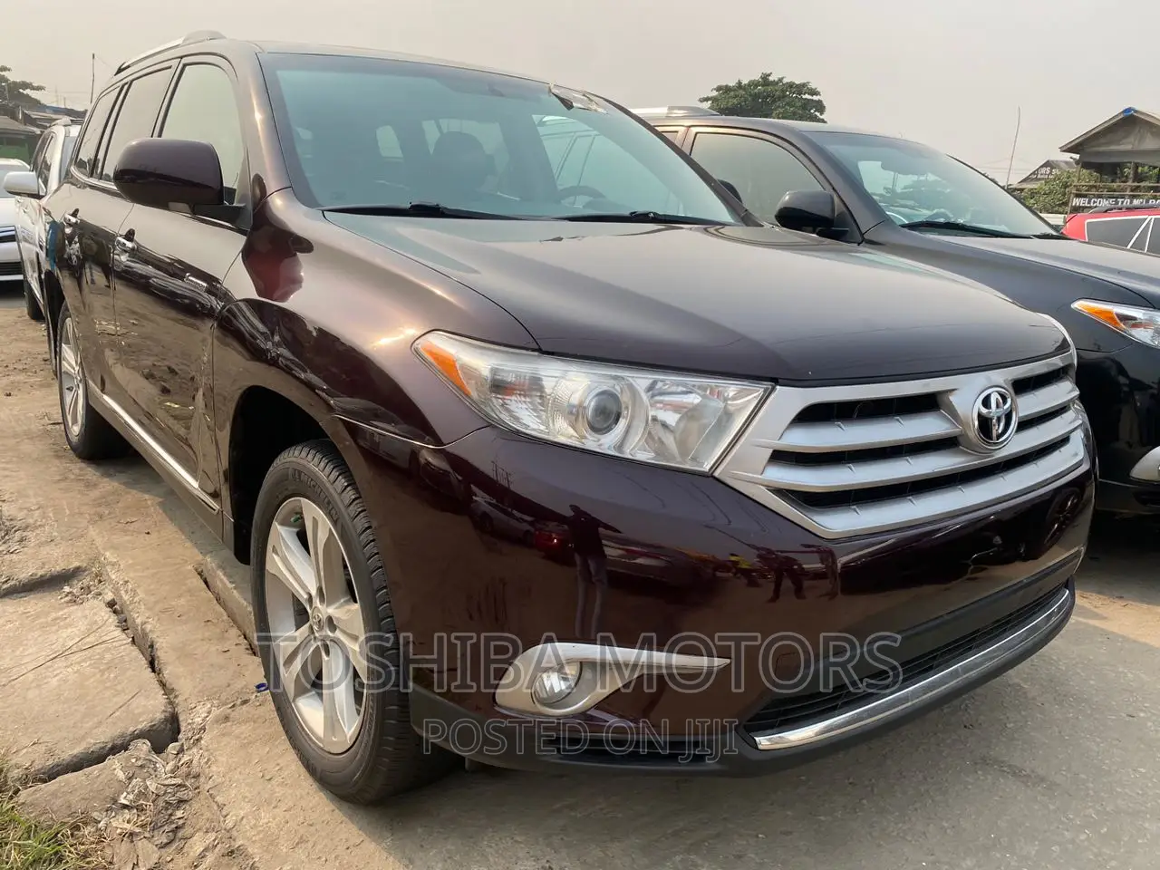 Toyota Highlander Limited 3.5l 4WD 2013 Red