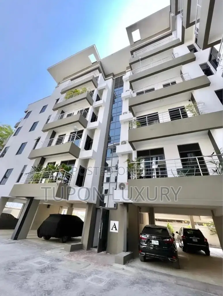 Aesthetically Pleasing Beachview/Water View One Bedroom.