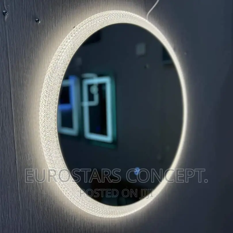 Round Luxury Mirror With 3 Colours LED Lights