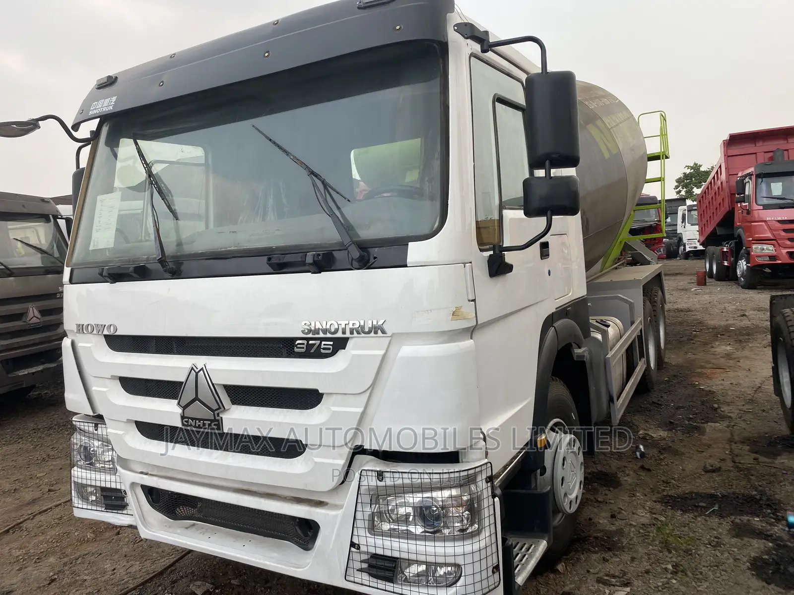375hp Howo Concrete Mixer 10tyres