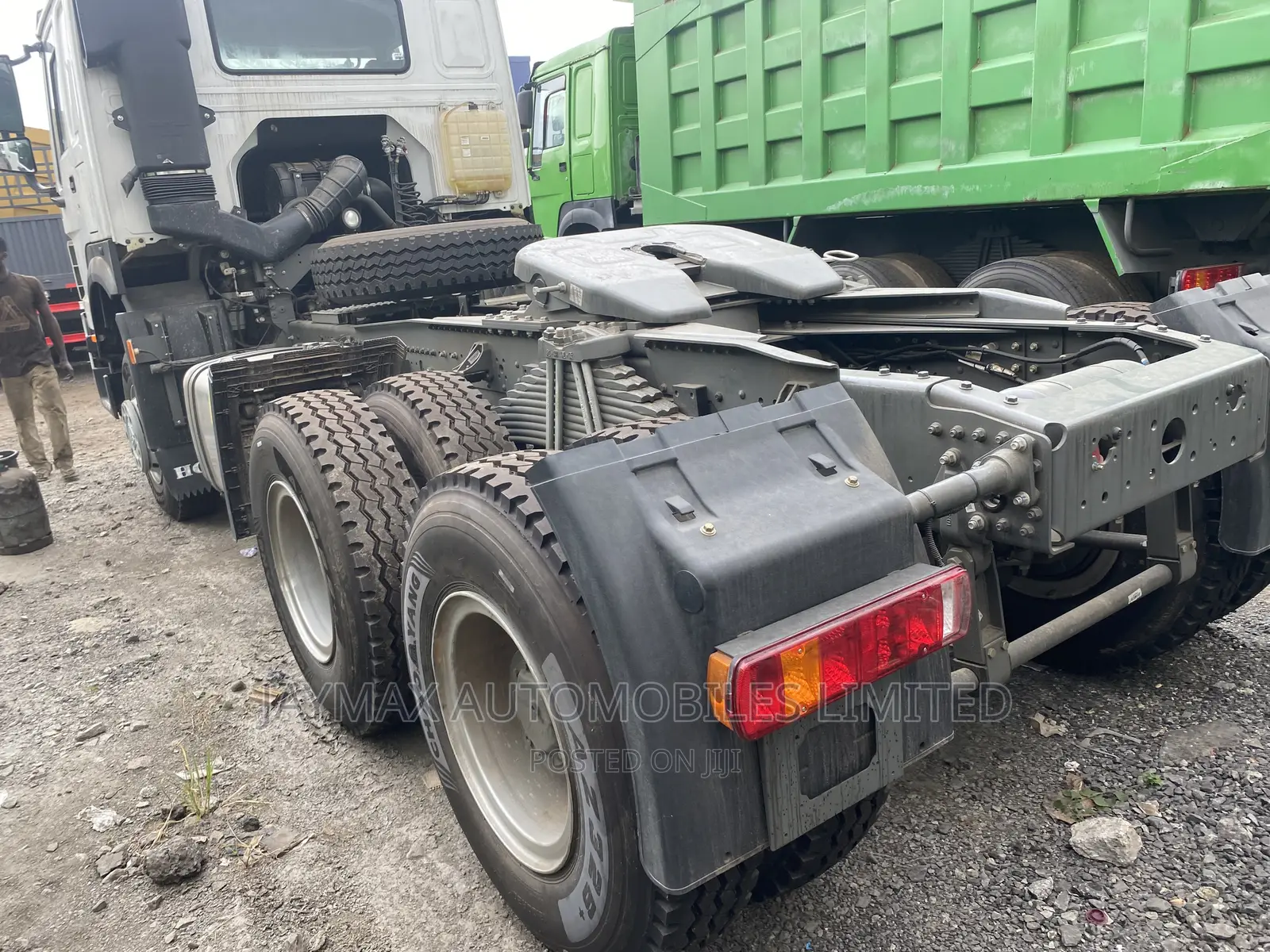 Howo 400 White Truck Head