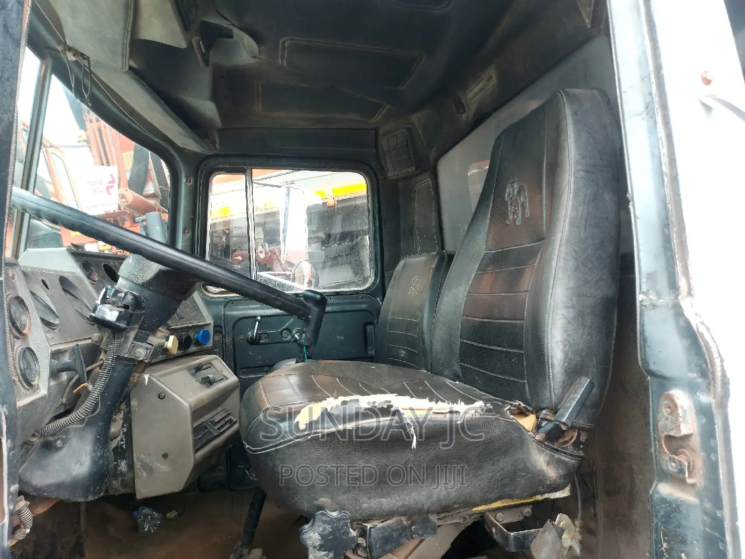 New Arrival 24valve R Model MACK Ten Tyres Dump Truck Ten Bo