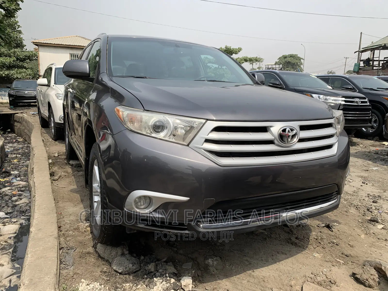 Toyota Highlander Limited 3.5L 2WD 2013 Gray