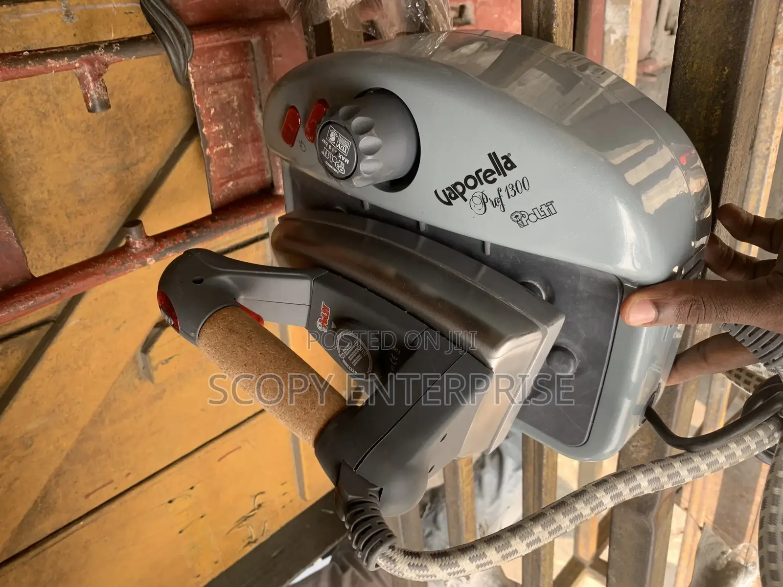 Industrial Steam Iron