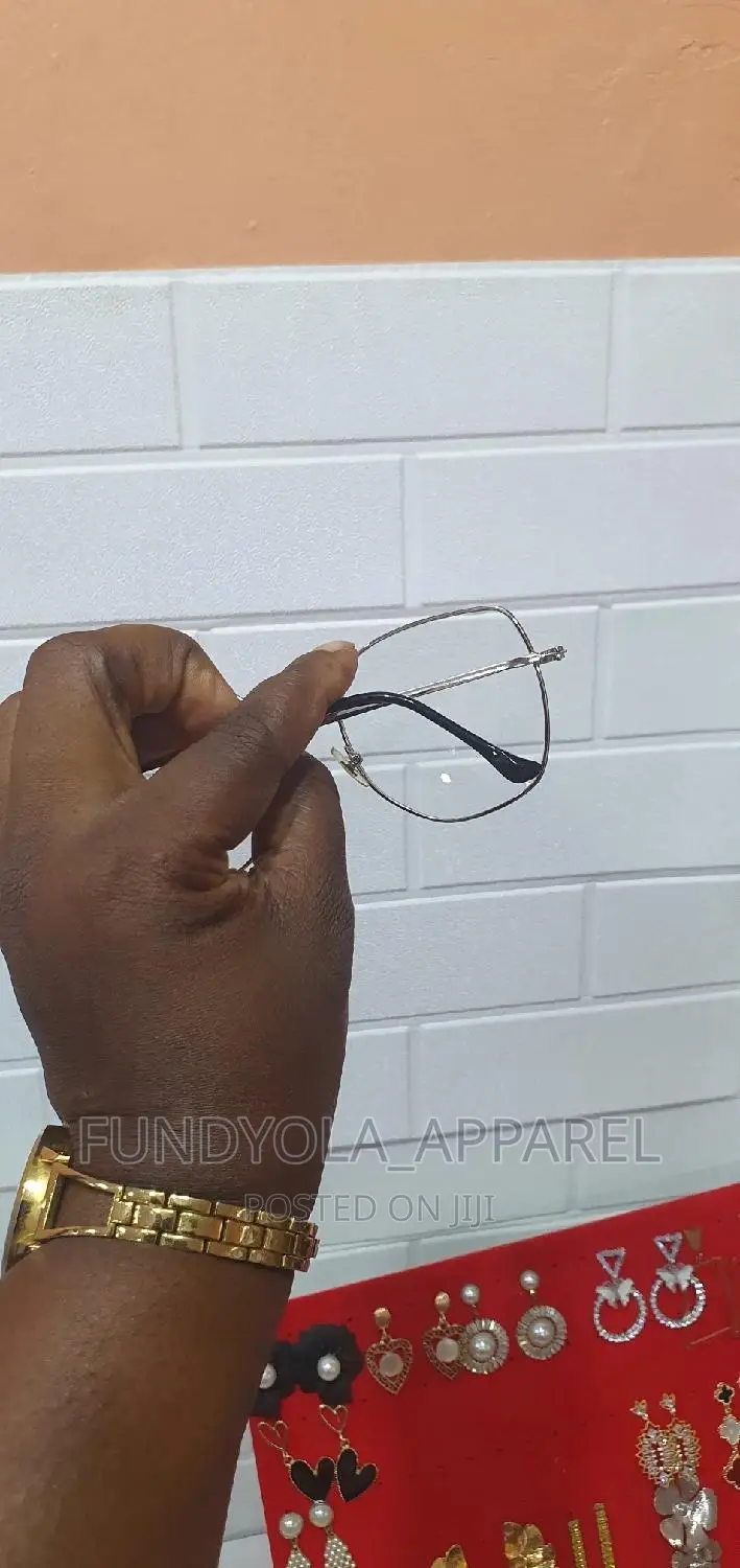 Extra Clear Eyeglasses