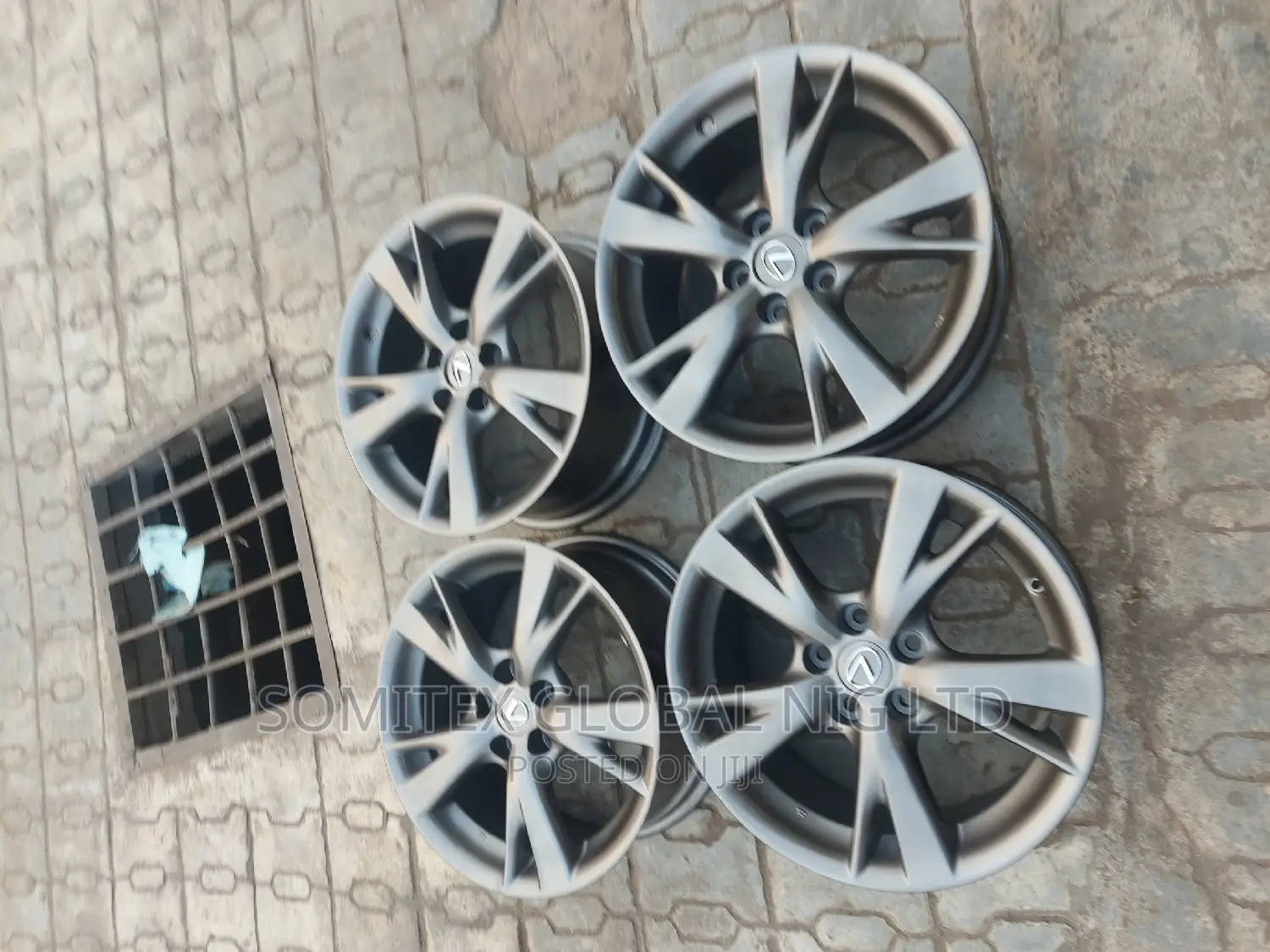 Is250 Alloyed Rim 18inch!