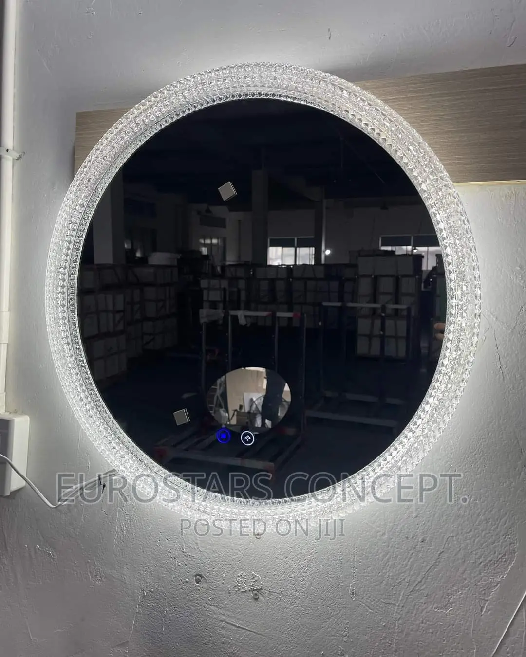 Luxury Mirror With 3 Colours LED