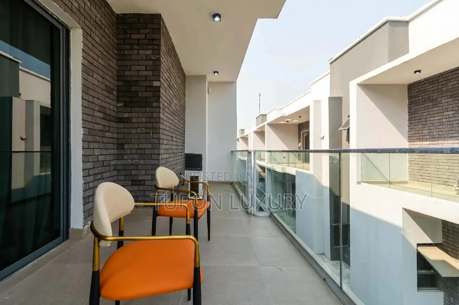 Luxury 2bedroom Apartment With Pool Snooker