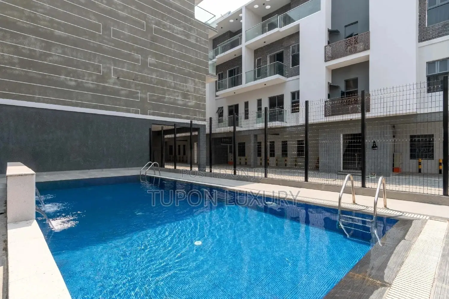 Luxury 2bedroom Apartment With Pool Snooker