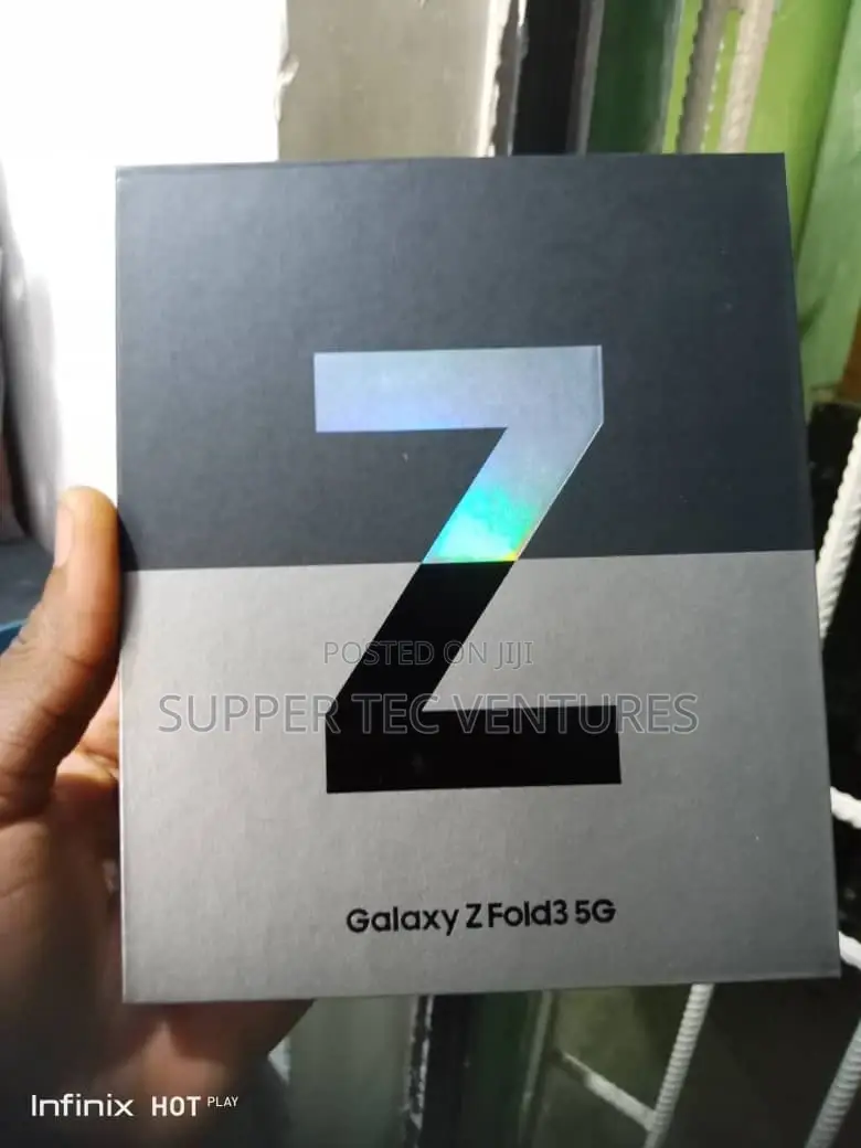 New Samsung Galaxy Z Fold 3 256 GB Black