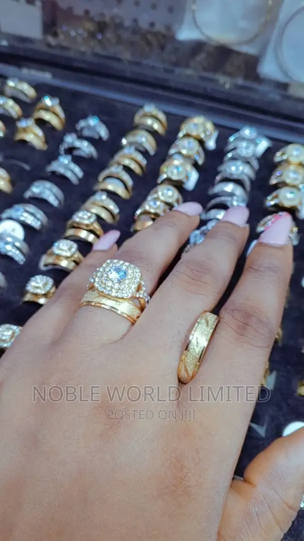 Complete Set of Wedding Rings Cs