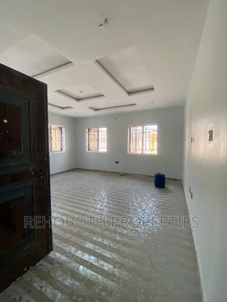 4bdrm Duplex in Kolapo Ishola Gra, Ibadan for rent