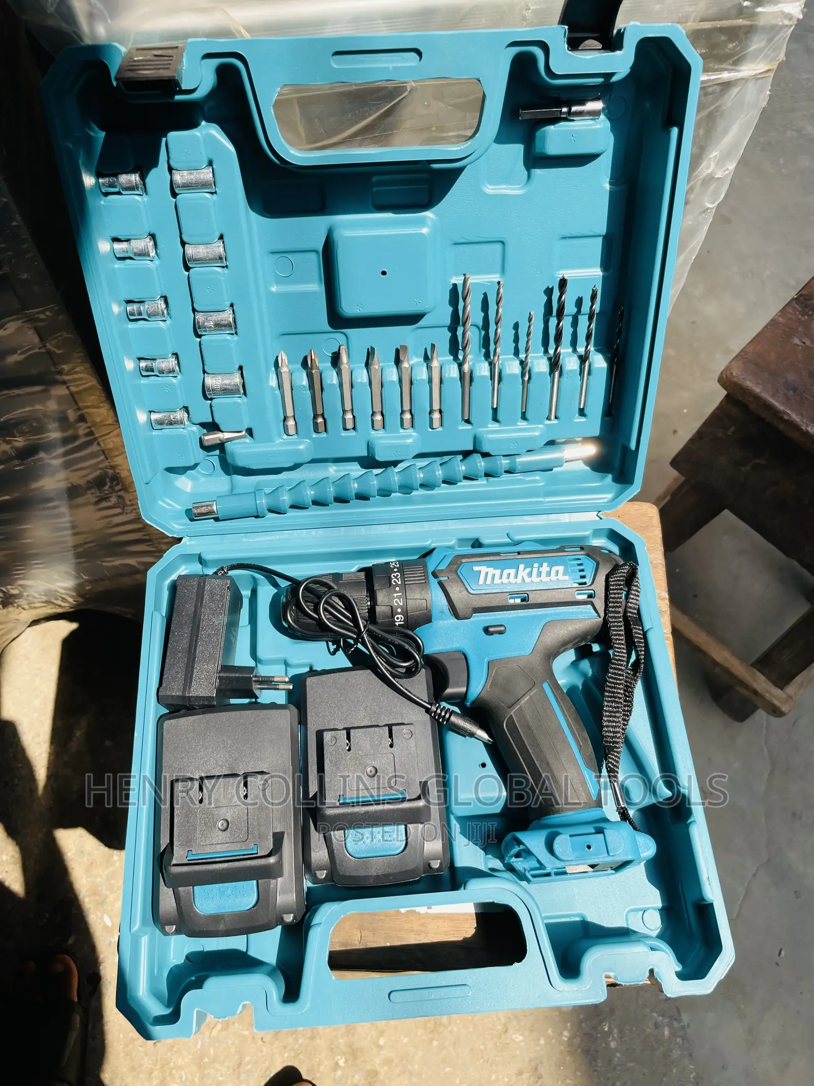 Makita Cordless Drilling Machine