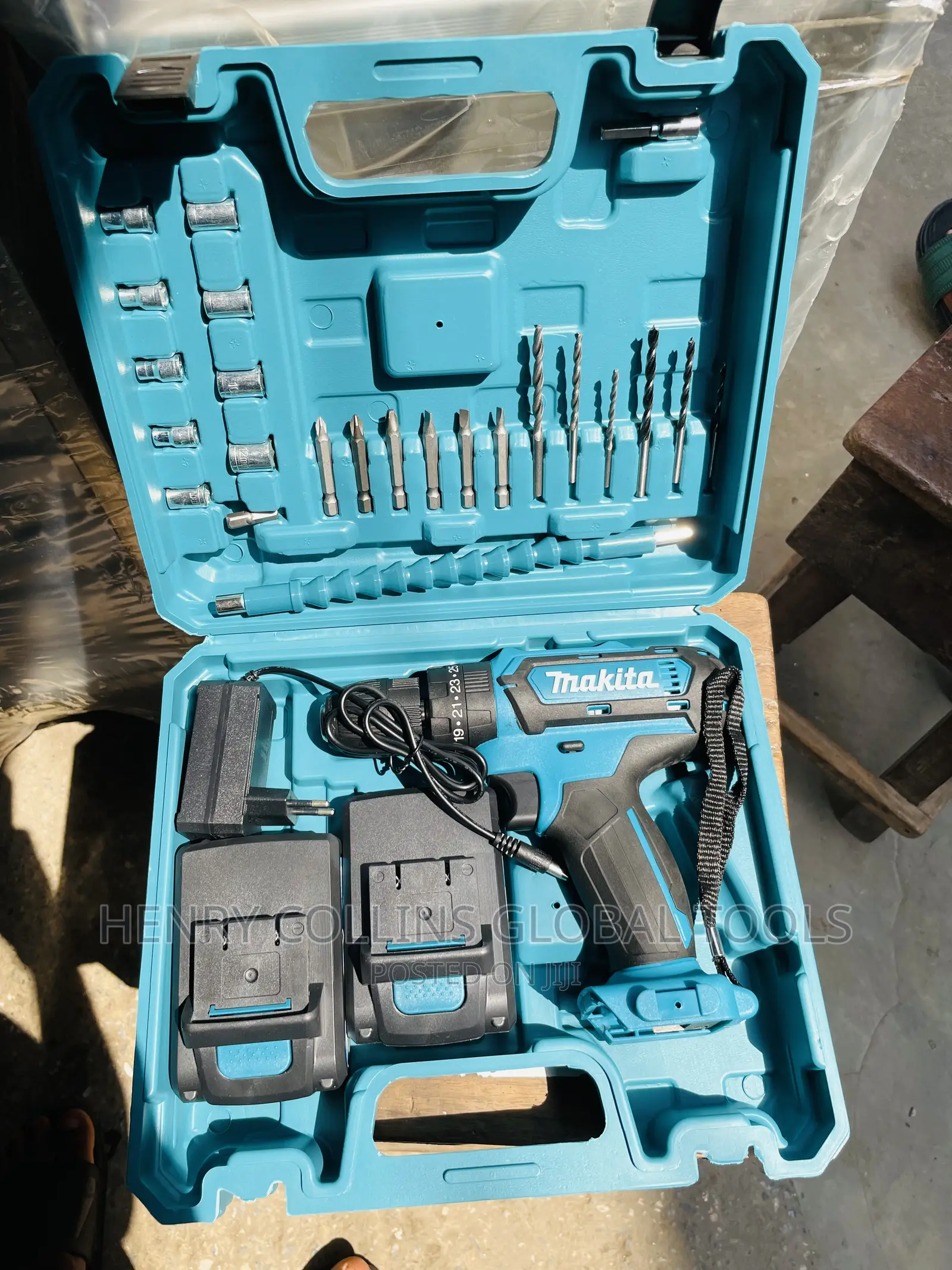 Makita Cordless Drilling Machine