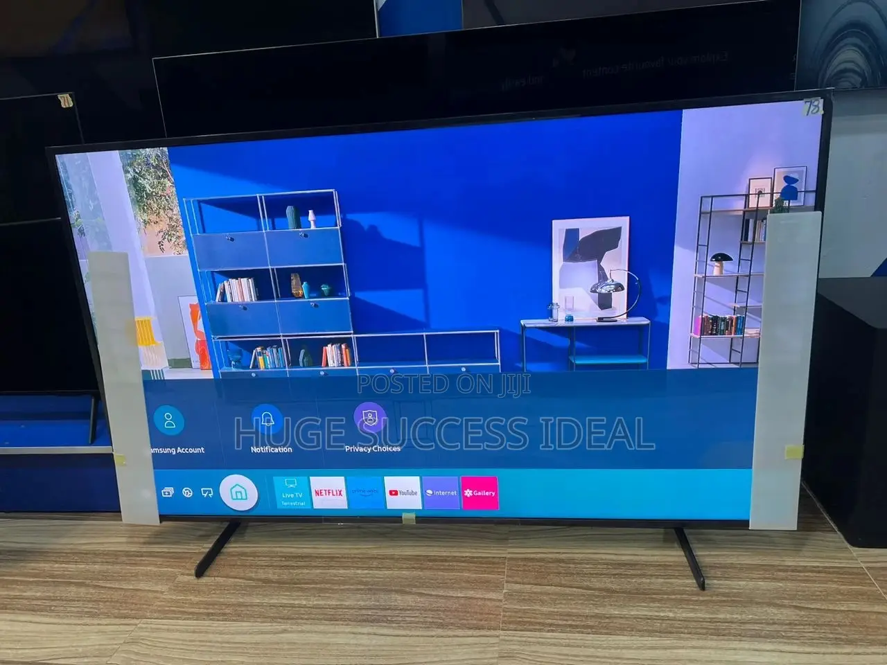 SAMSUNG 55' Frame Art Mode QLED HDR Smart TV