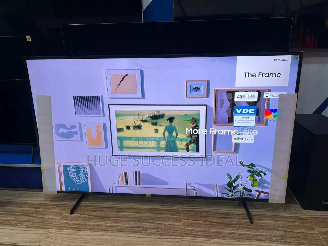SAMSUNG 55' Frame Art Mode QLED HDR Smart TV