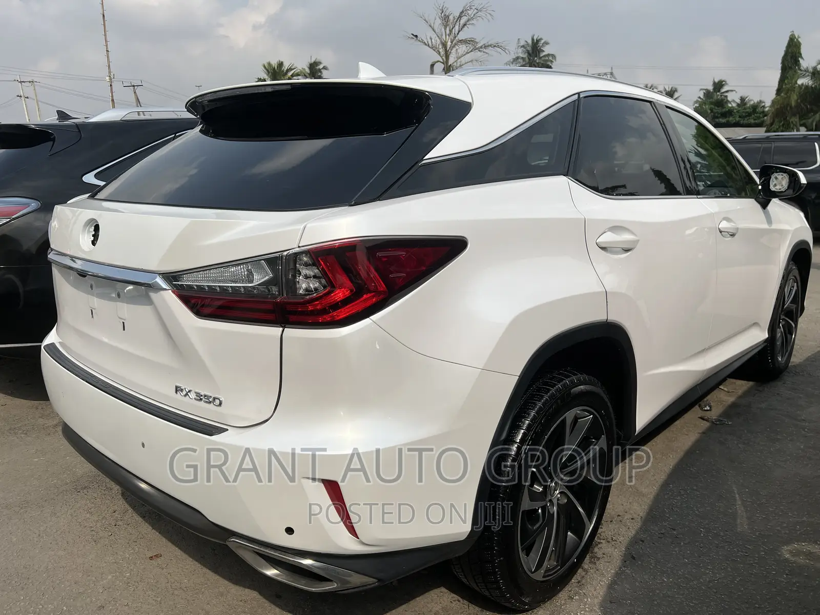 Lexus RX 350 AWD 2017 White