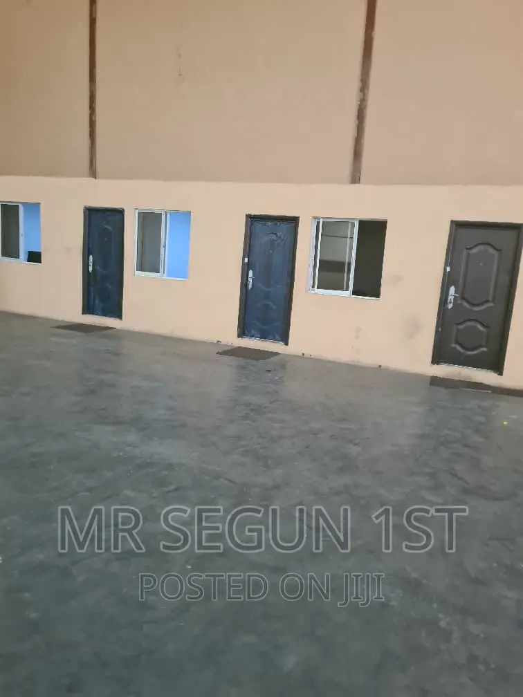 Warehouse for Lease