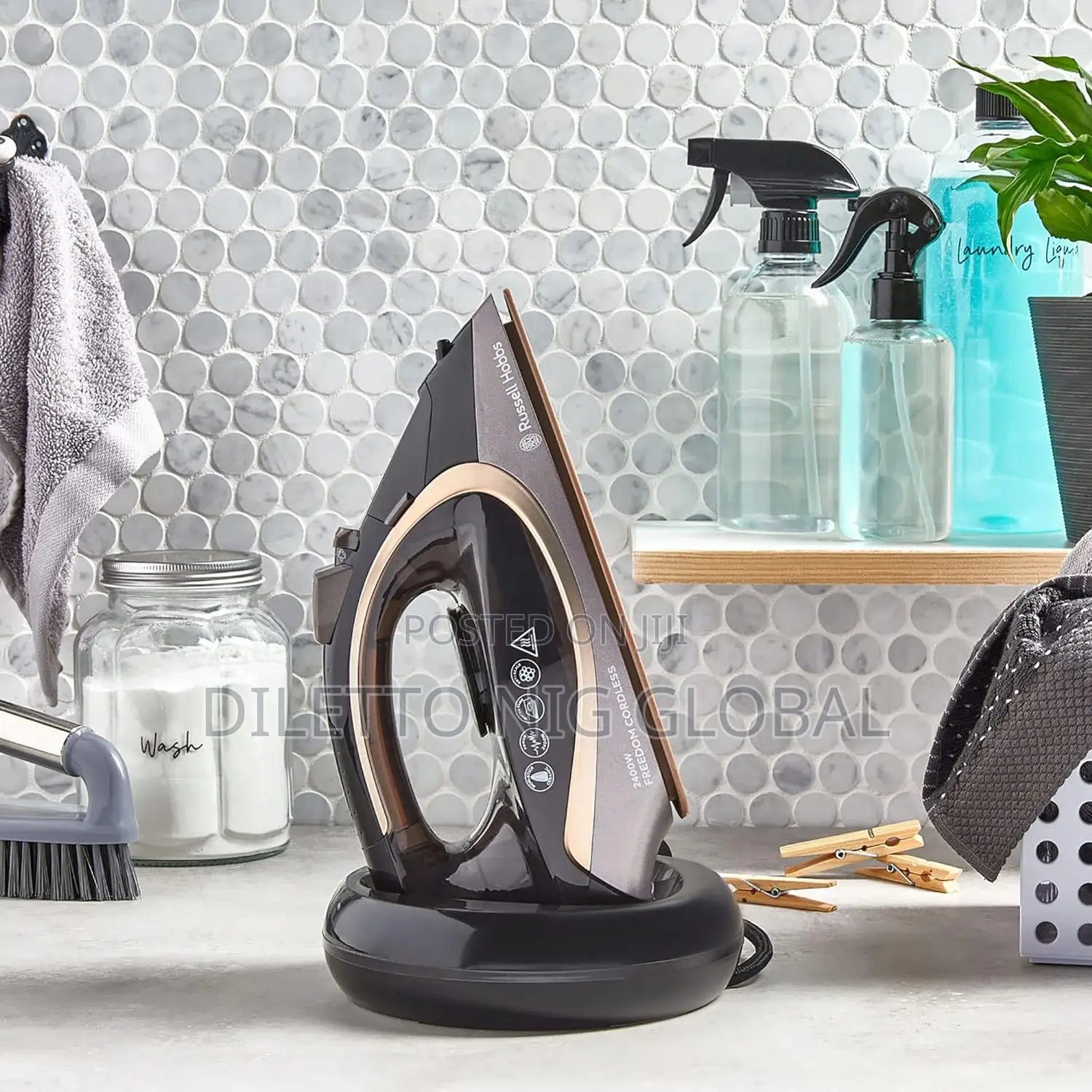 Russell Hobbs Freedom Cordless Steam Iron, RHC580, 2400W
