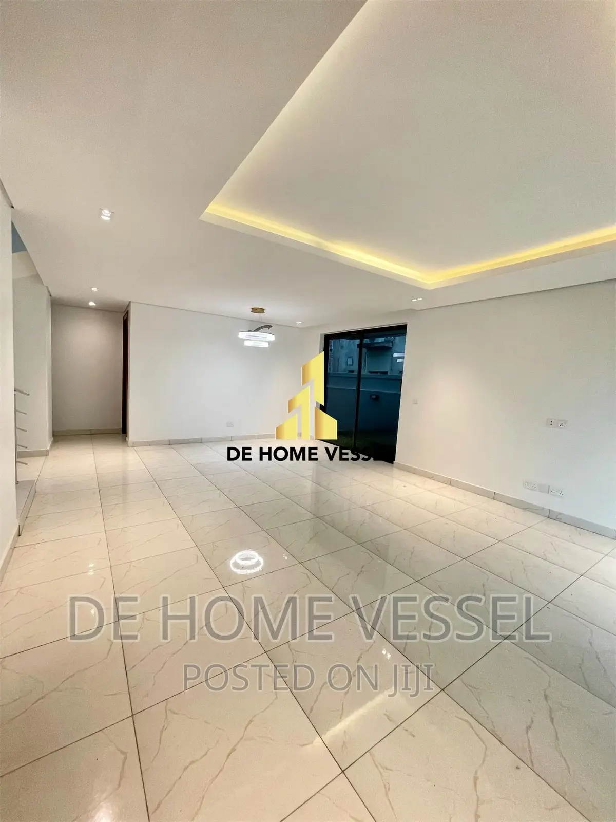 5bdrm Duplex in Lekki Phase 1 for sale