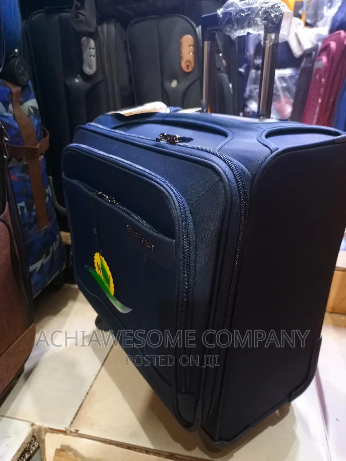 Leaves King Pilot Case With Anti Theft Zip