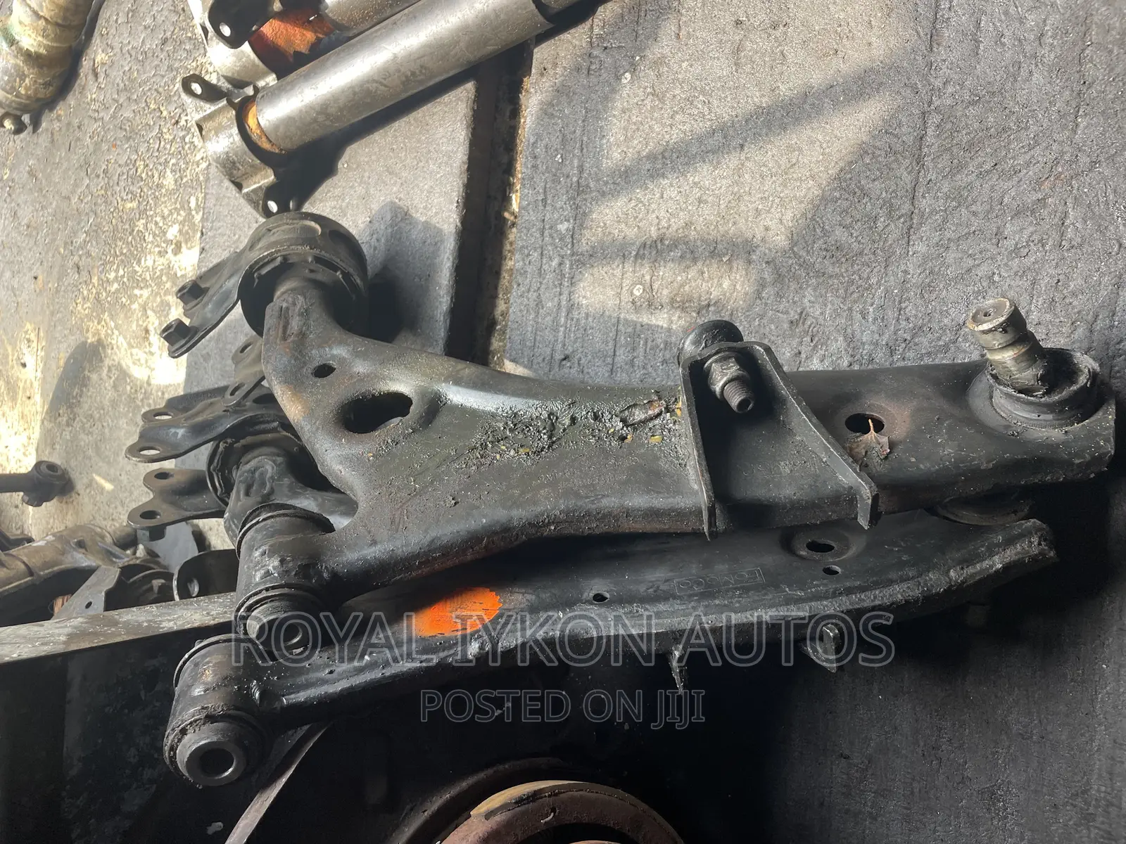 Low Arms Ford Edge 2008