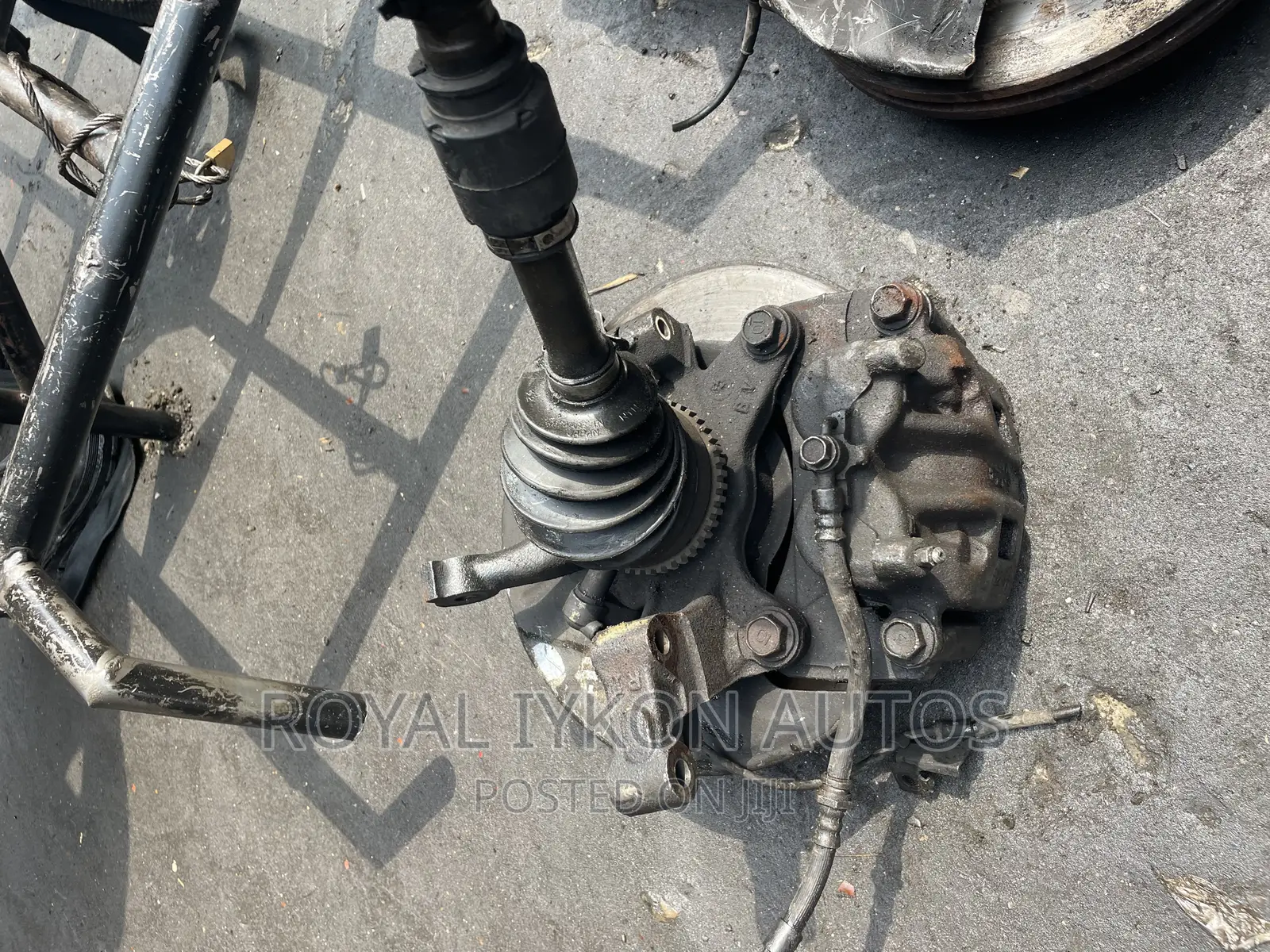 Complete Hub Mazda MPV 2005 Model