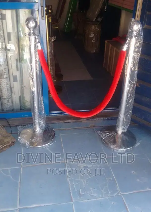 Stachion/Line Divider/Queue Controller for Banks, Offices