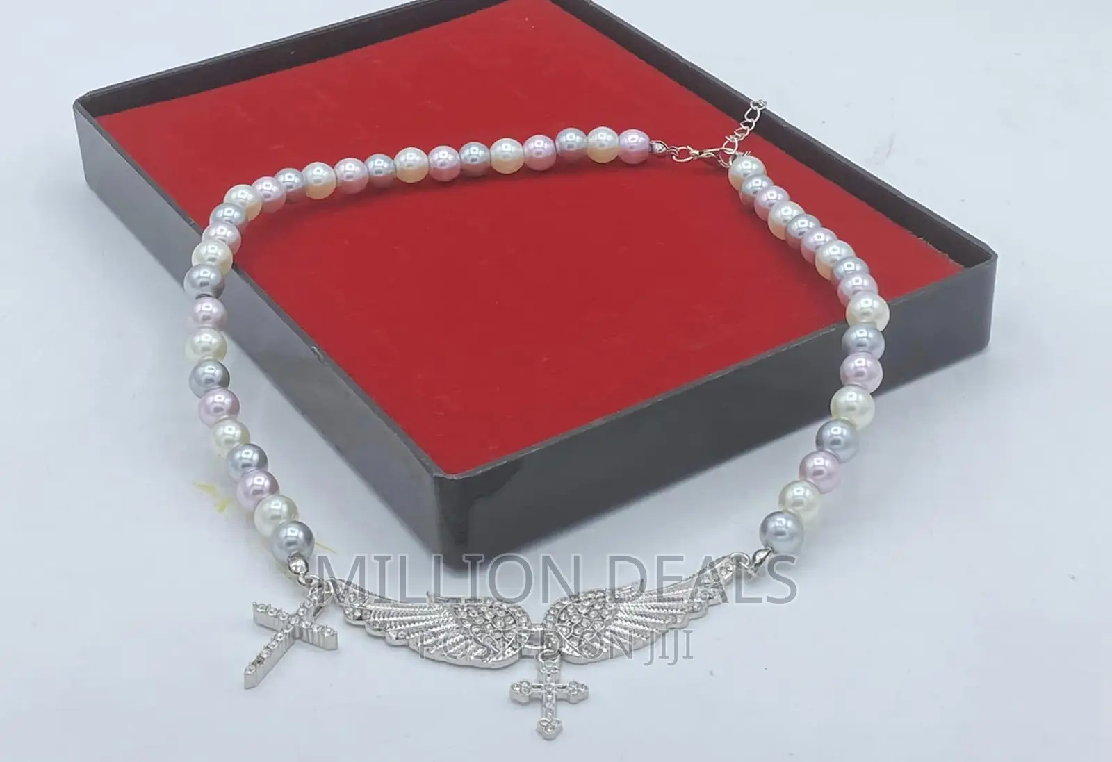 Pearl Stylish Men's Neckpiece