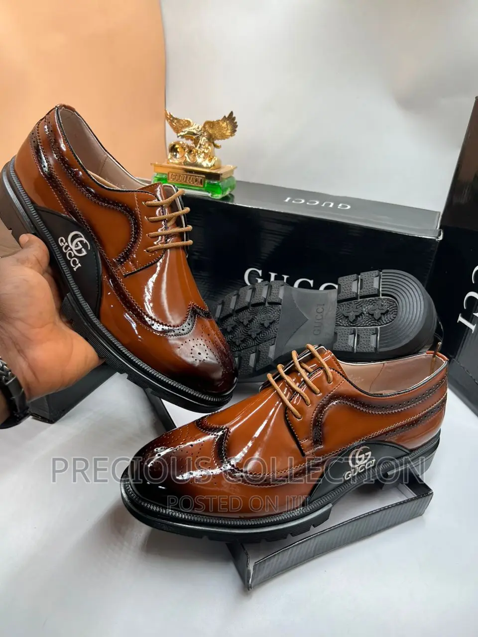Men's Gucci Lace Up Shoes