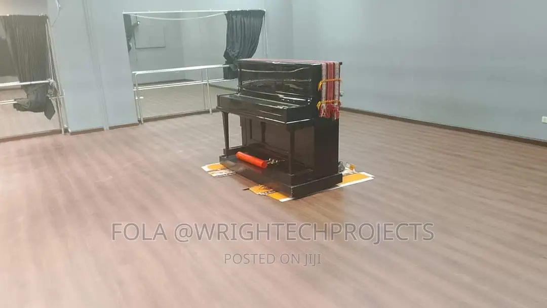 Laminate Wooden Floors