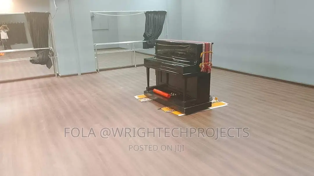 Laminate Wooden Floors