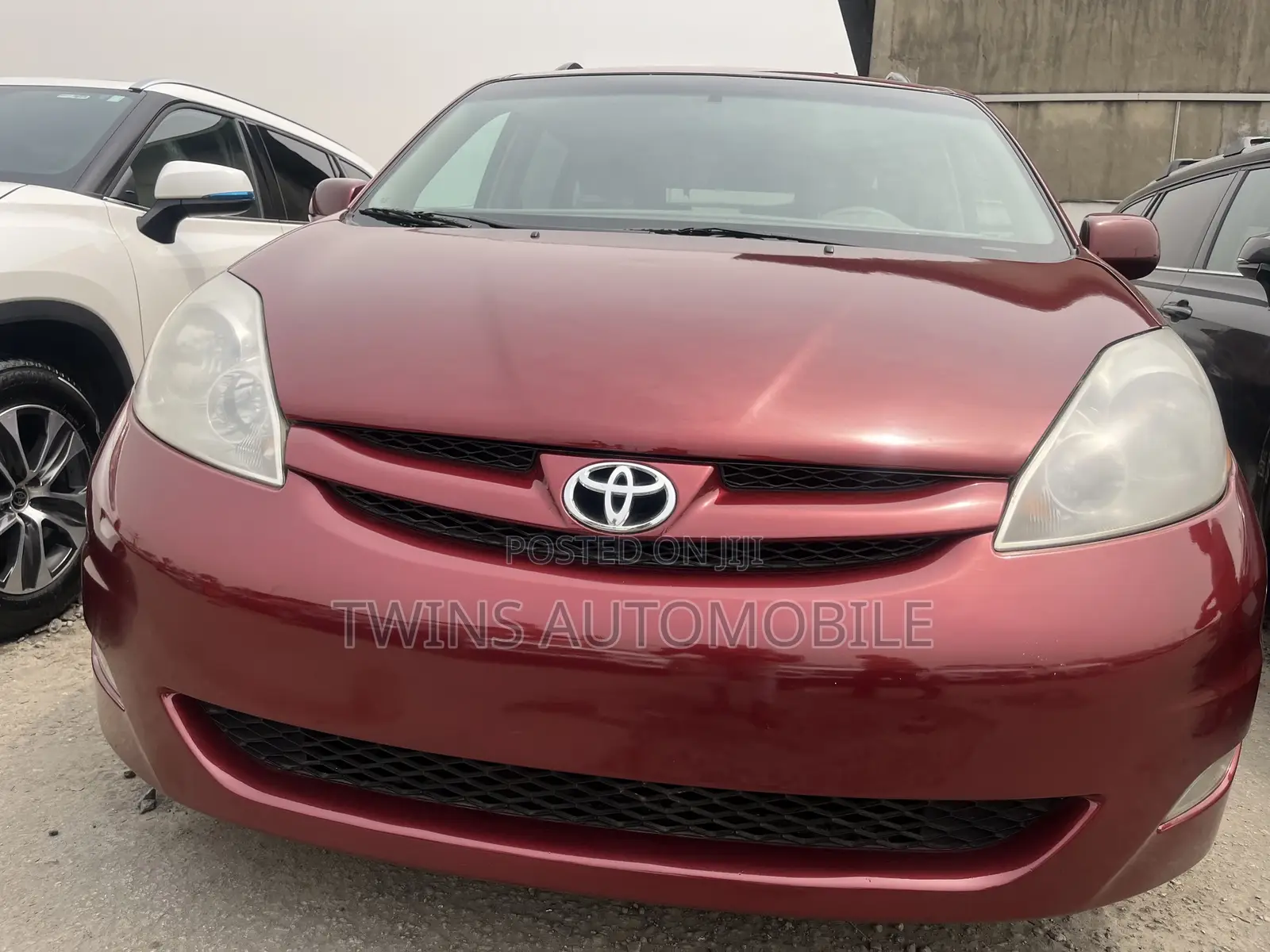 Toyota Sienna XLE AWD 2008 Red