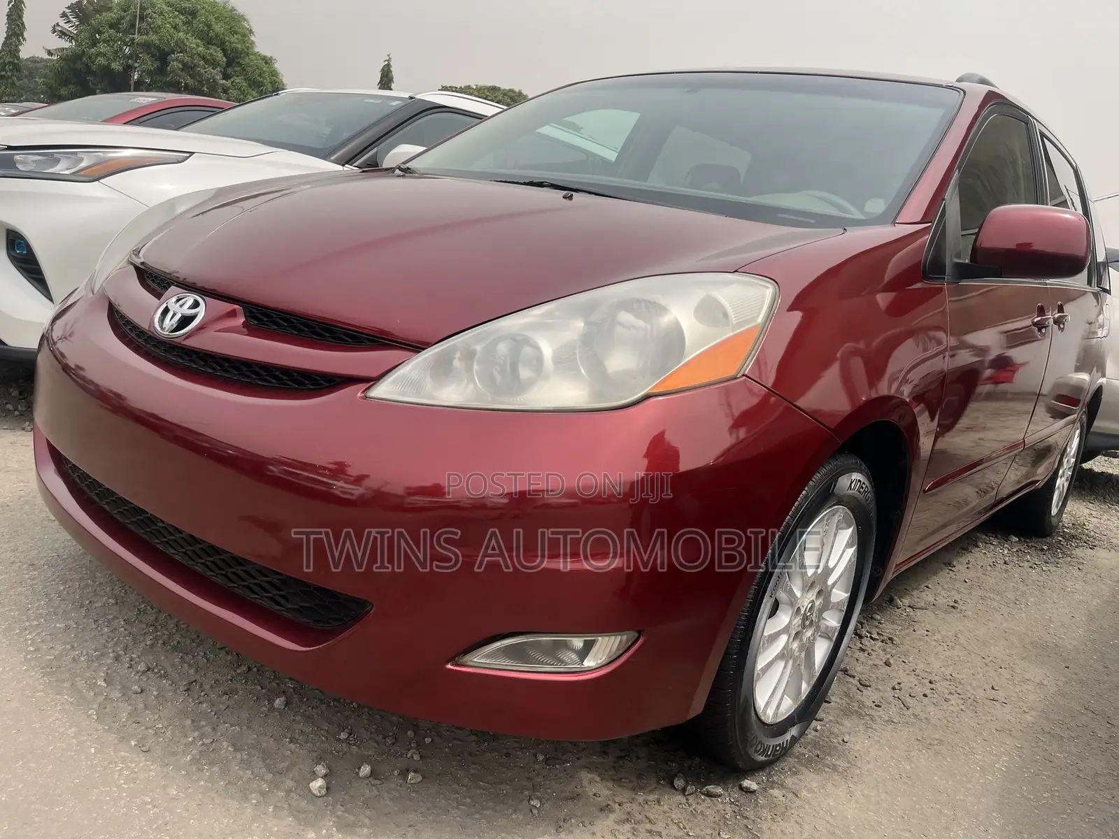 Toyota Sienna XLE AWD 2008 Red